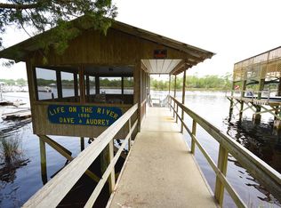 1020 Riverside Dr SE, Perry, FL 32348