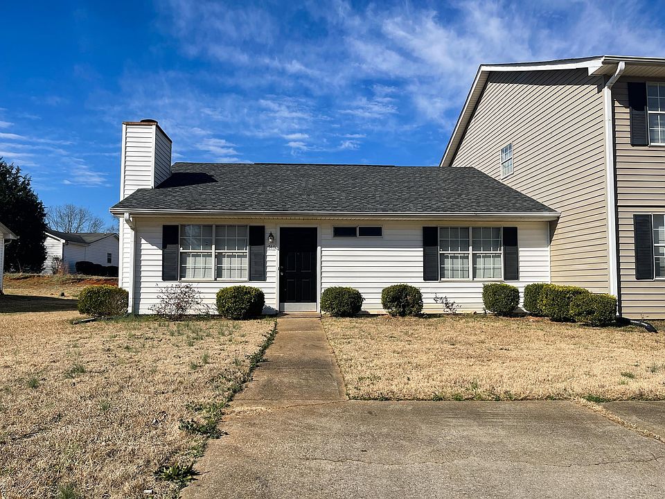 1st image of 1740 Bob White Ln SE #1740