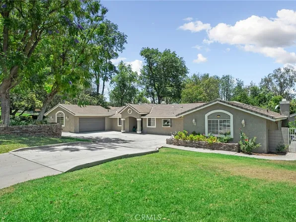 7455 Jola Dr, Riverside, CA 92506