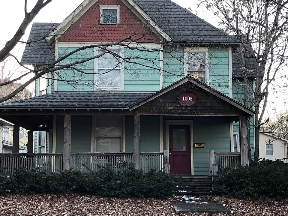 1005 Kentucky St