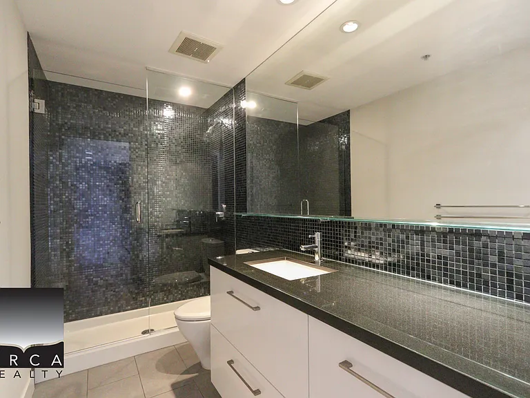 509 Homer St #509 — Photo 16