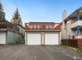 942 N 82nd Street, Seattle, WA 98103