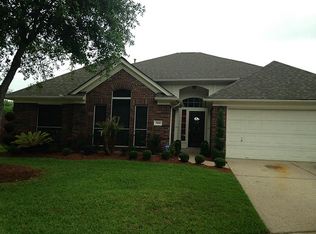 7031 Crystal Dowels Dr, Pasadena, TX 77505