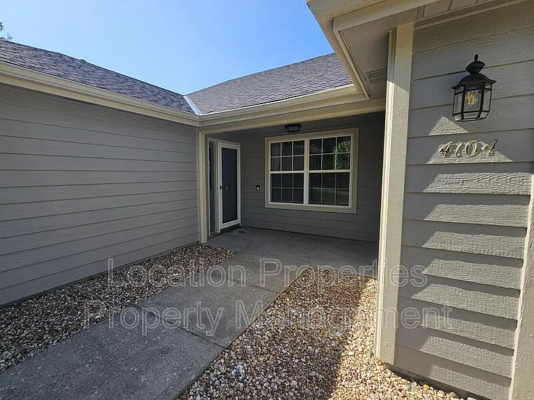 4104 Saddlehorn Dr — Photo 30