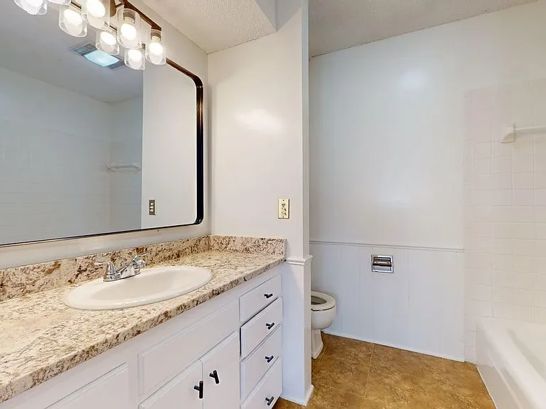 1414 N Wildwood Dr — Photo 13