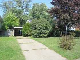 1st image of 3131 Beatrice Dr