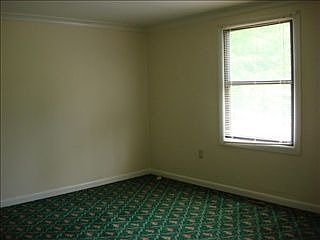 4th image of 161 Willowood Dr