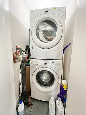 Rented by Keller Williams NYC | media 25