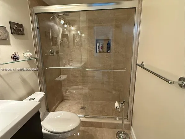 627 Waterside Dr #627, Lake Worth, FL 33462