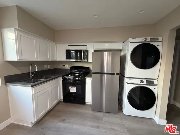 3568 S Budlong Ave #6, Los Angeles, CA 90007