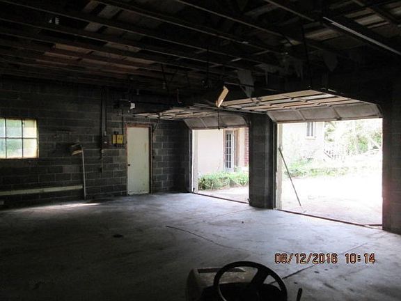 3rd image of 1170 Grindle Dr