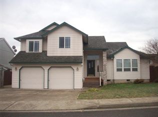 33970 SE Bernet Dr, Scappoose, OR 97056