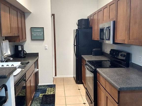 2nd image of 1385 W University Ave Unit 207