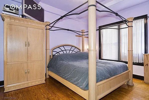Sold by Compass | media 4