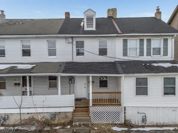 253 Washington St, Phillipsburg Town, NJ 08865