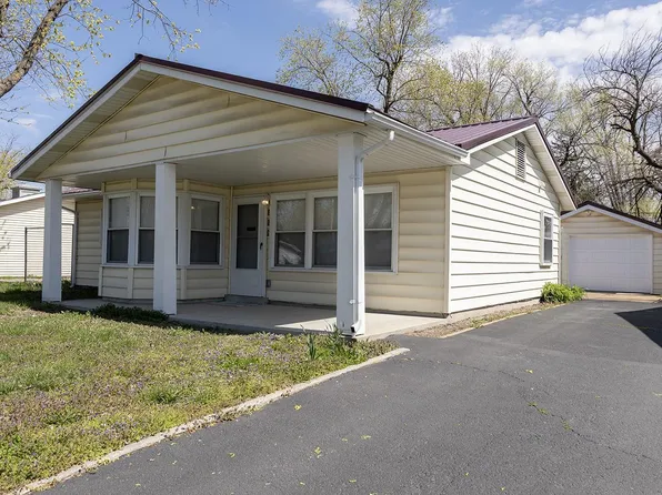 108 Saint Leo Dr, Cahokia, IL 62206