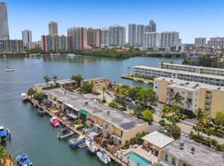 3945 NE 167th St #18, North Miami Beach, FL 33160