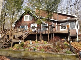 6349 Decker Rd, Bushkill, PA 18324