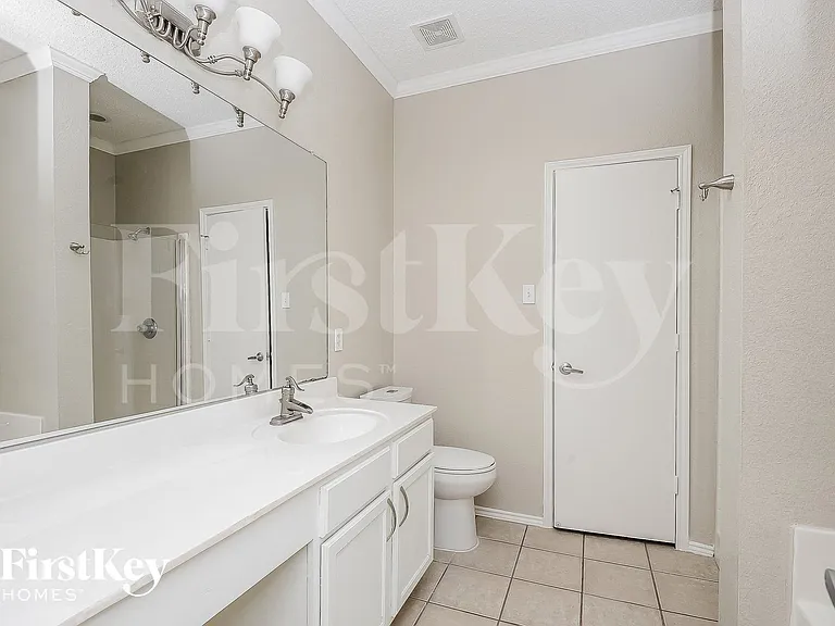 4713 Palm Ridge Dr — Photo 10