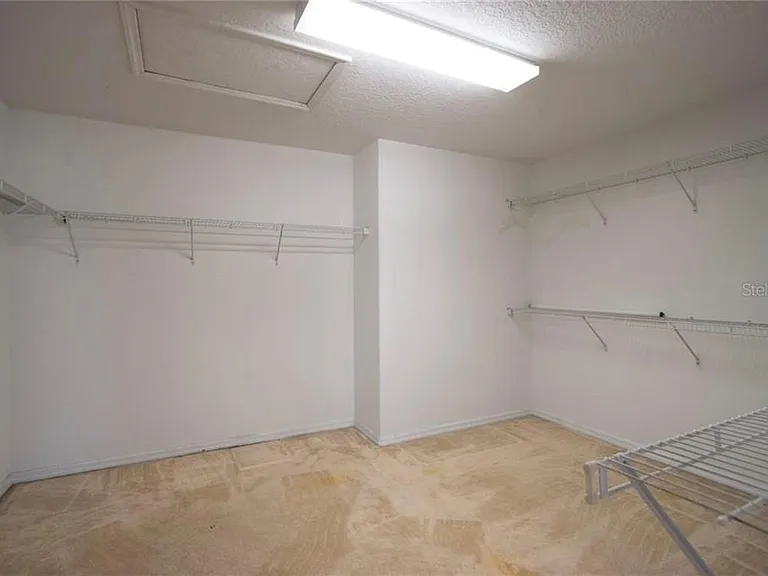 1412 Blackwater Pond Dr — Photo 14