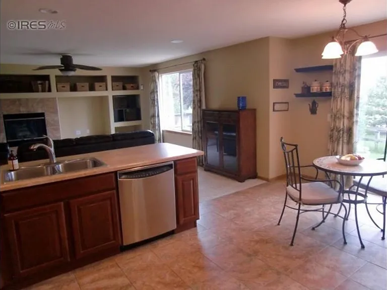 2503 E 150th Pl — Photo 10