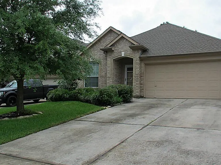 2311 Keegan Hollow Ln — Photo 1