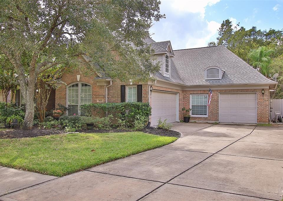 1st image of 4222 Oak Forest Dr