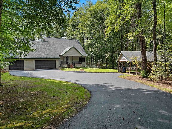 5th image of N1753 Fox Ridge Way