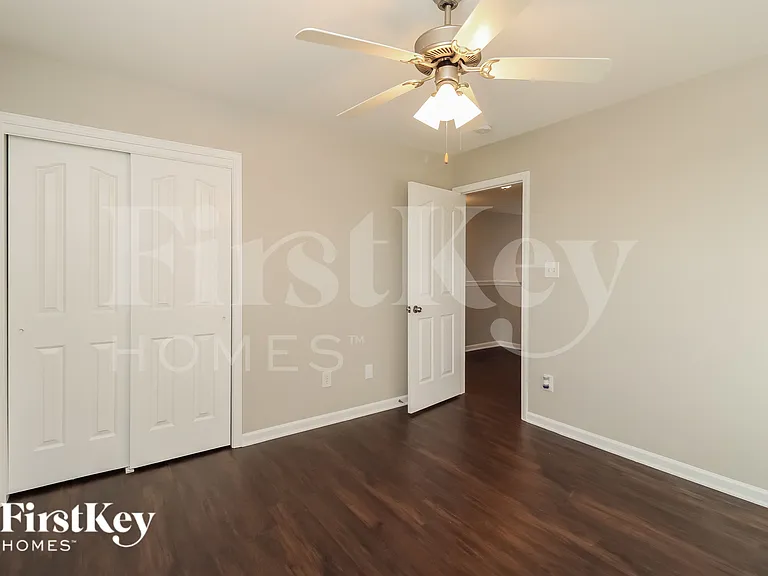 124 Fining Ct — Photo 12