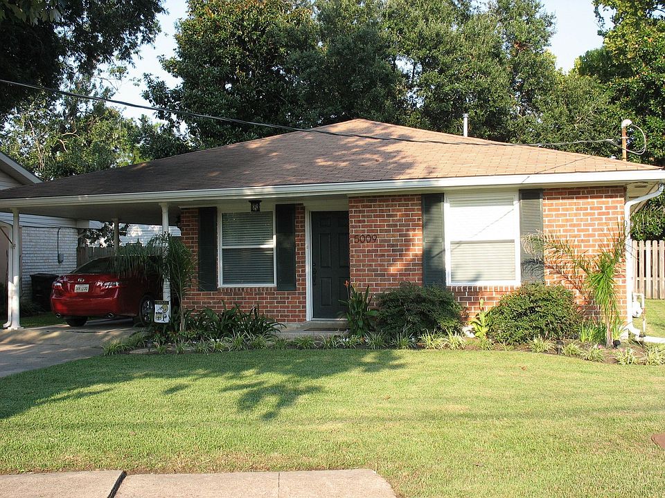 Beautiful Home in demand area of Metairie!!