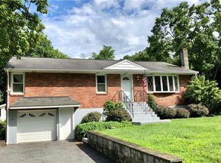 9 Mark St, New Windsor, NY 12553