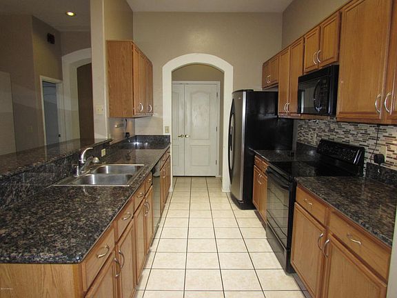 4th image of 8491 N Rolling River Dr