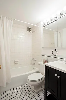 Rented by Town Residential | media 21