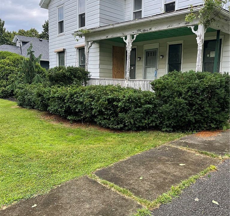 1st image of 34 Linden St