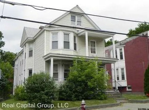 1303 Hutton St #2F Photo 1