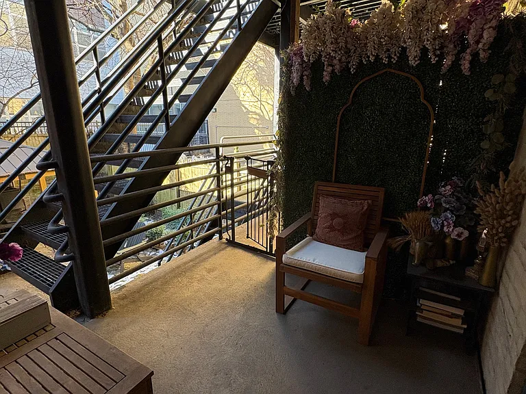 97 Bright St #1L — Photo 11