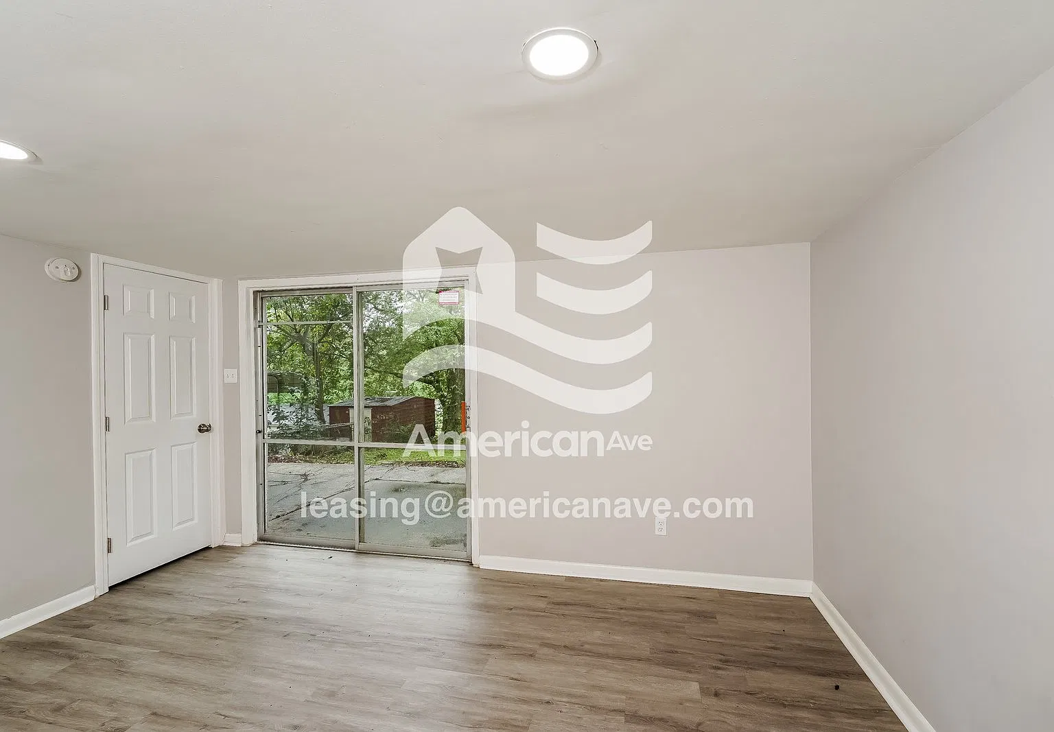 4 bed, 2.0 bath, 1206 sqft, $1,285 — Photo 2
