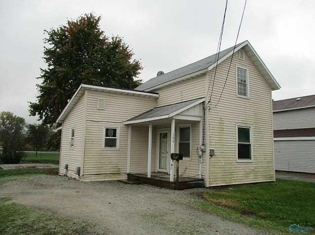 1st image of 708 E Water St