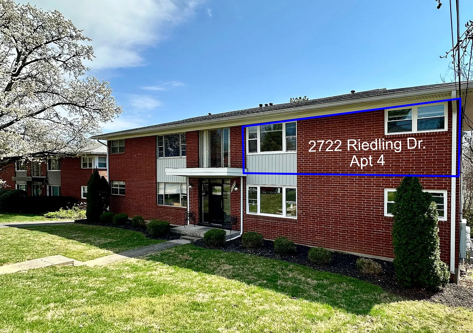 2 bed, 900 sqft, $1,350 — Photo 1