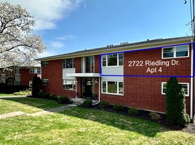 2722 Riedling Dr, Louisville, KY