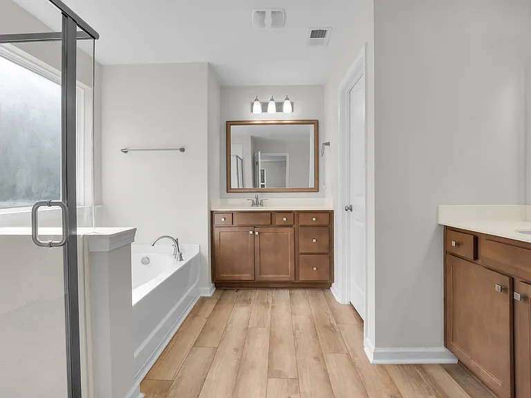 2980 Kingswood Dr — Photo 28