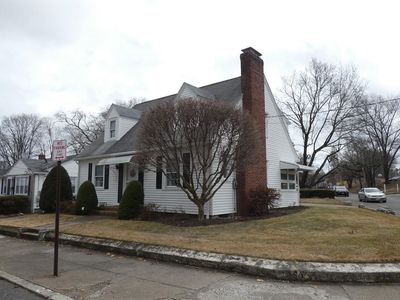 134 Lyman St, Pawtucket, RI, 02860