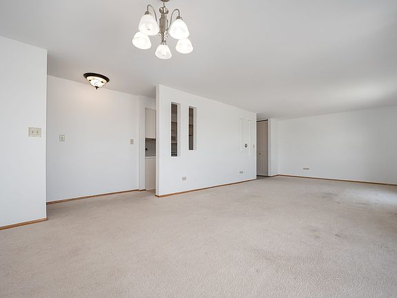 5th image of 7225 W Higgins Ave