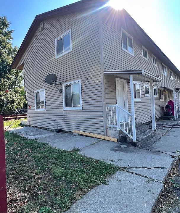 Lake St. 4-Plex