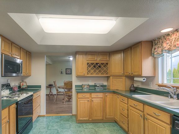 5th image of 8110 25th Ave SE