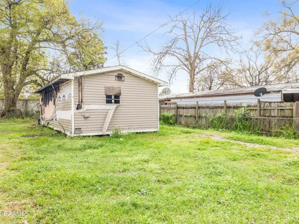 (undisclosed Address), New Iberia, LA 70560