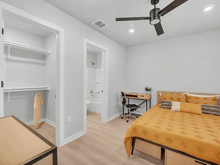 716 Peques St — Photo 12