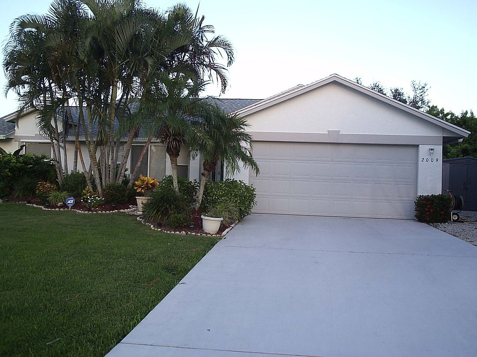 1st image of 2009 SE Parrot St