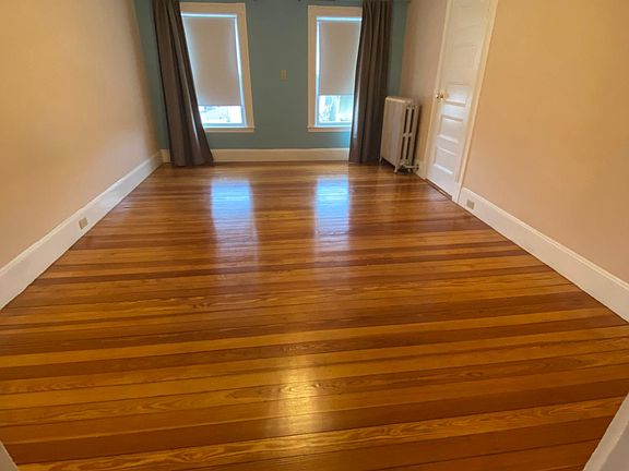 4th image of 322 Highland Ave #3