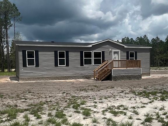 2nd image of 1119 NE COUNTY ROAD 125